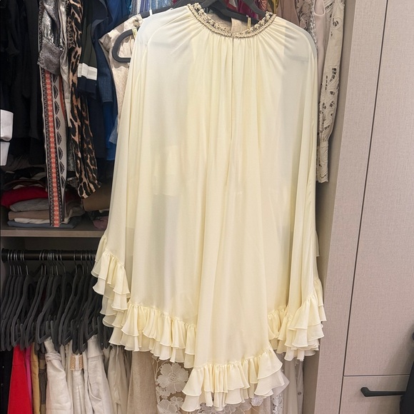 Alexis Cream and Gold Embellished Detail - Picture 4 of 4